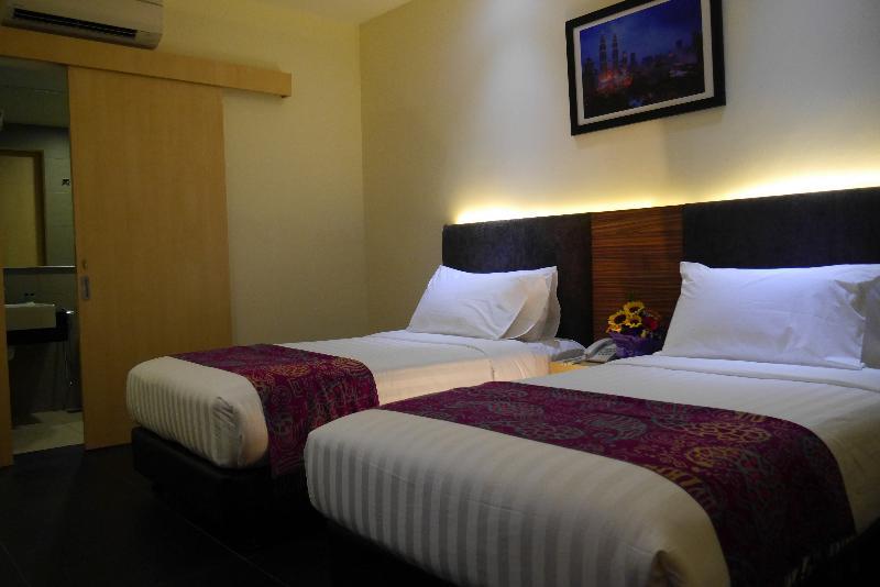 Sky Hotel Kuala Lumpur Extérieur photo