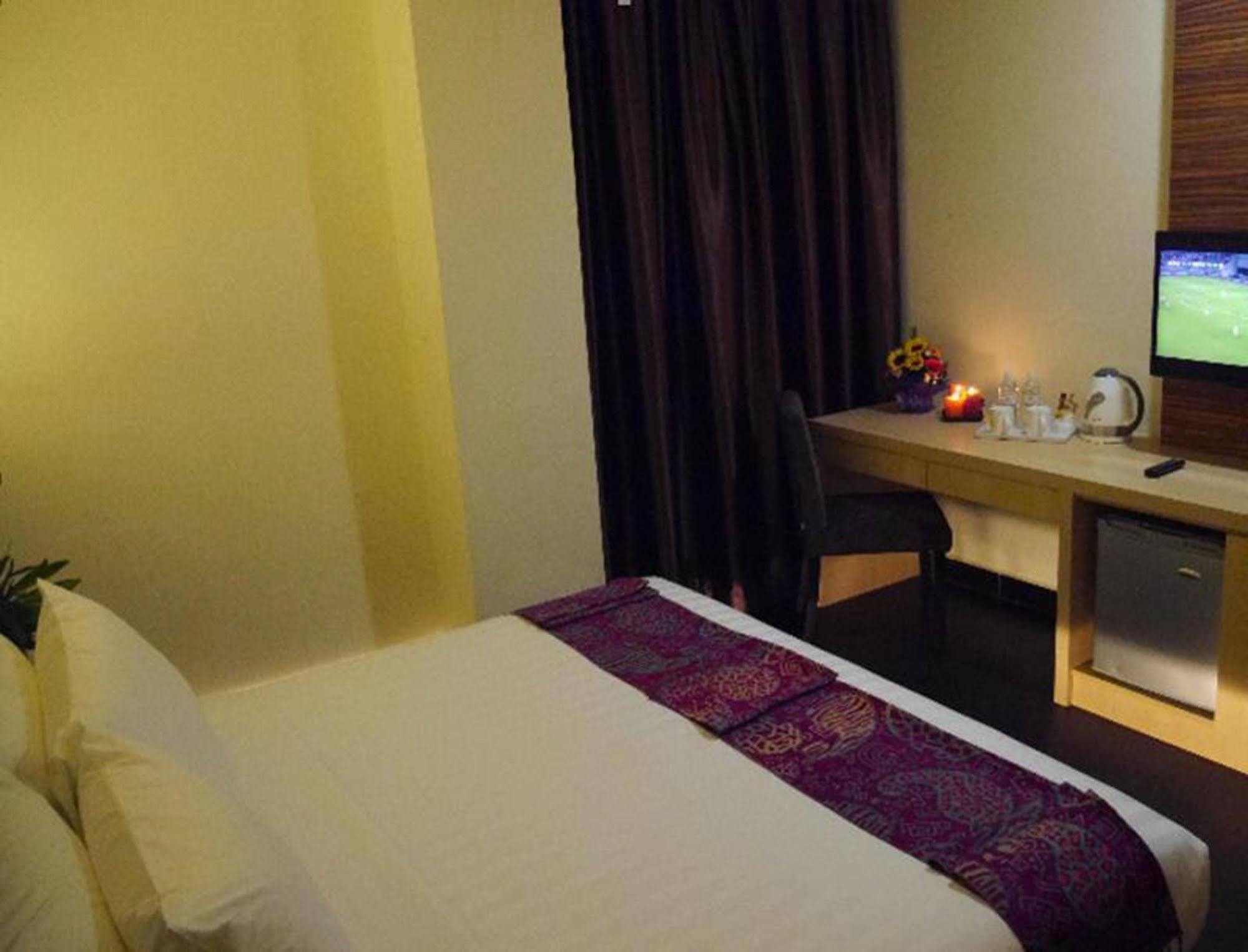 Sky Hotel Kuala Lumpur Extérieur photo