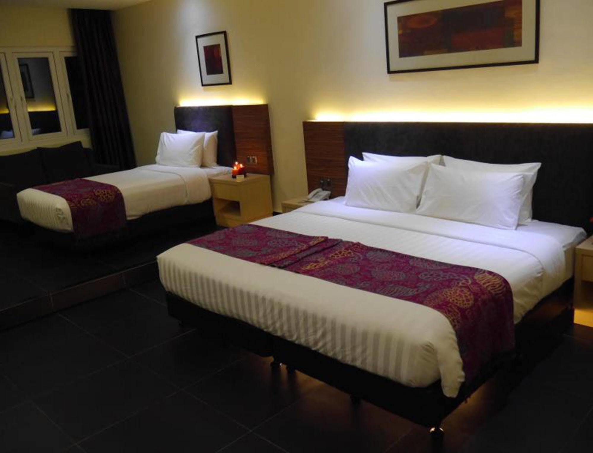 Sky Hotel Kuala Lumpur Extérieur photo
