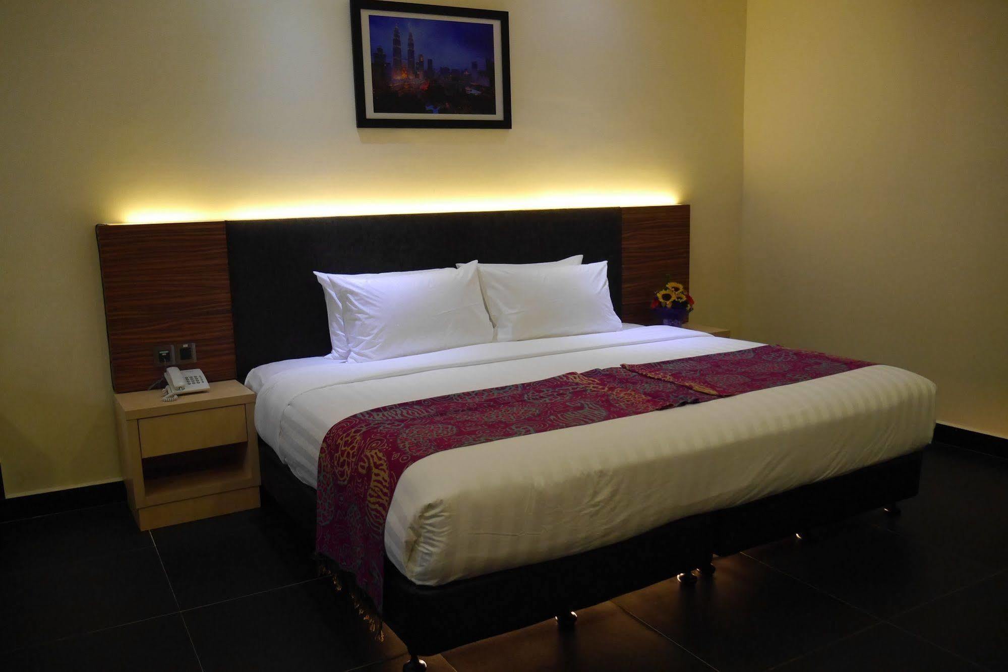 Sky Hotel Kuala Lumpur Extérieur photo